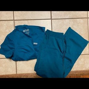 XS Scrub Set